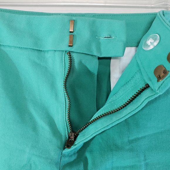 a.n.a Mint Green Twill Shorts Size 10 - Picture 9 of 12